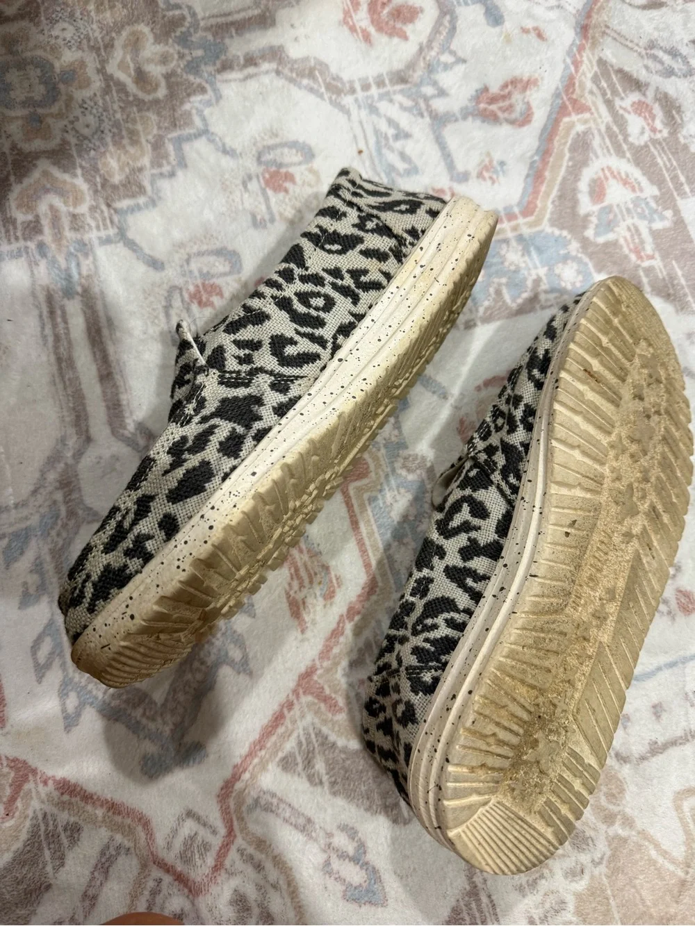 Leopard print Hey Dudes